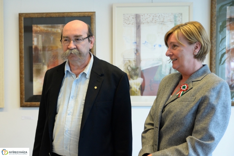 Palotai Erzsébet festőművész kiállításmegnyitója