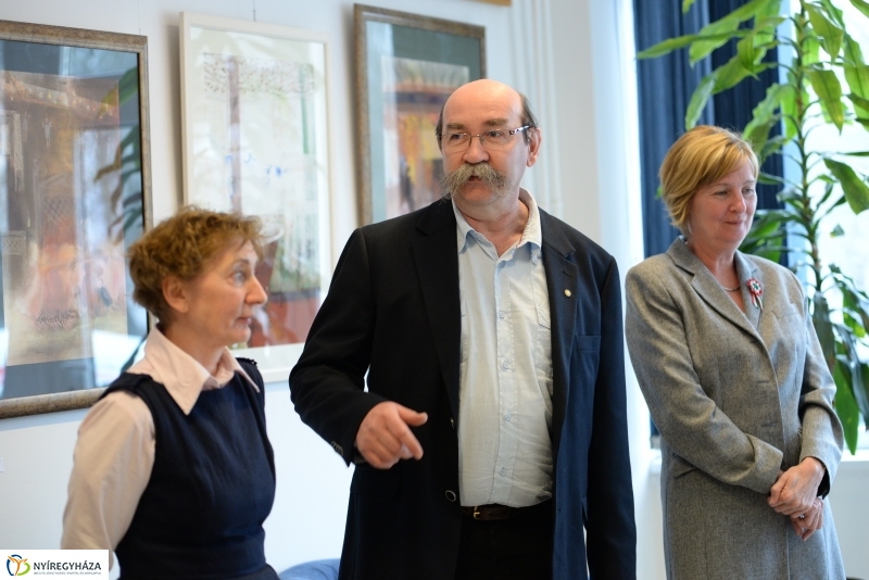 Palotai Erzsébet festőművész kiállításmegnyitója