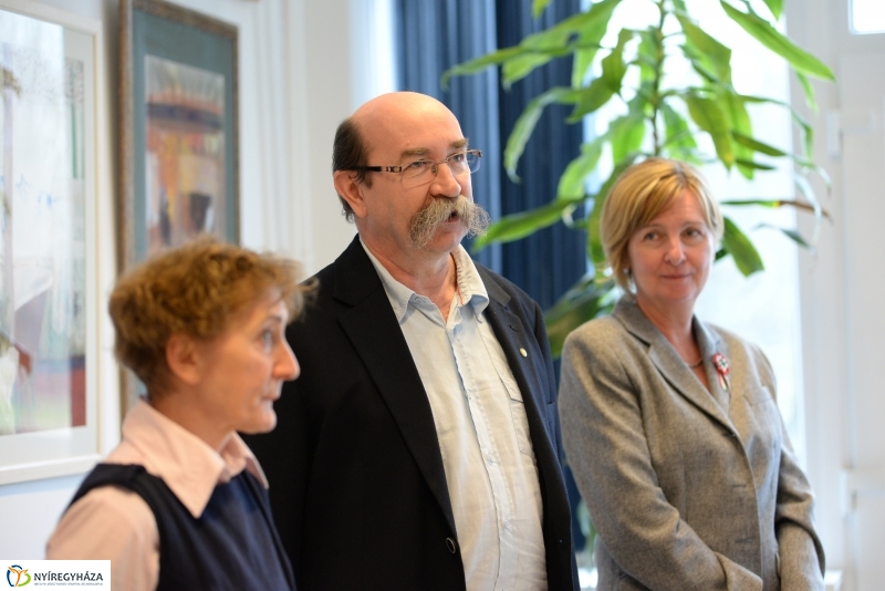 Palotai Erzsébet festőművész kiállításmegnyitója