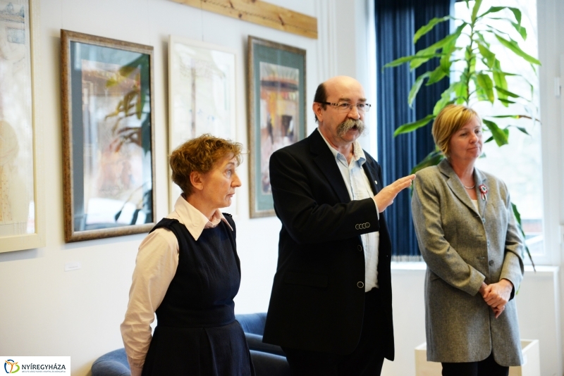 Palotai Erzsébet festőművész kiállításmegnyitója