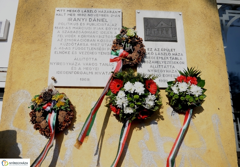 Koszorúzás Irányi Dániel emléktáblájánál