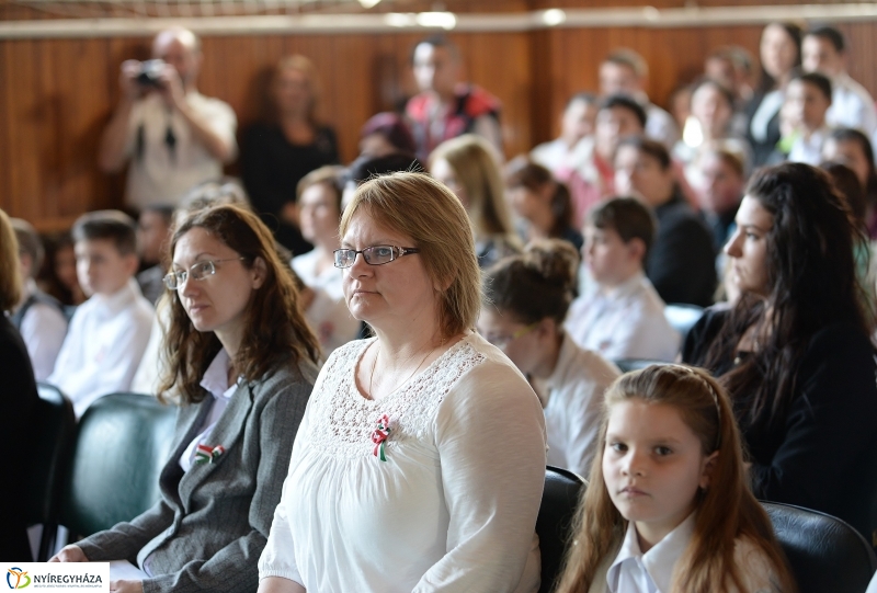 Erasmus tanusítványok átadása a Göllesz  Speciális Szakiskolában