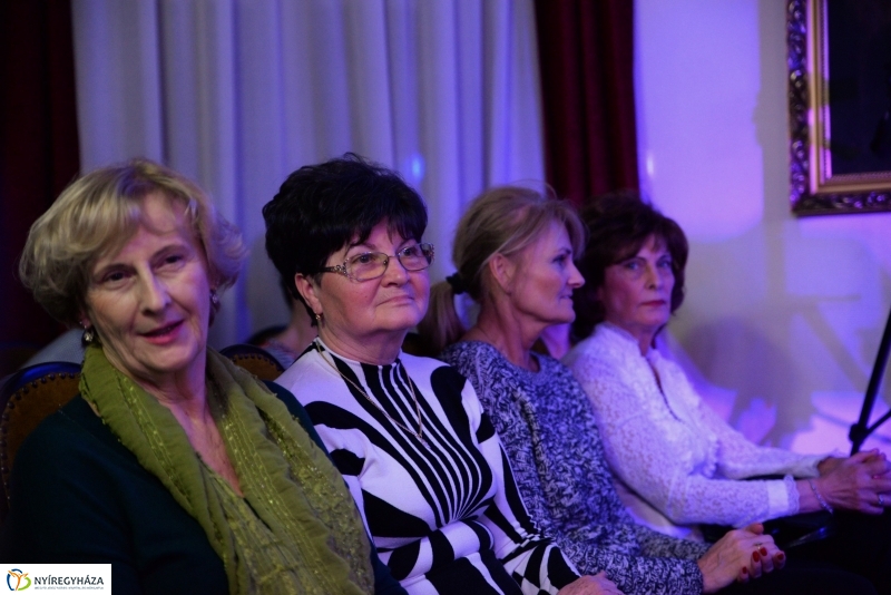 Egy este Granville-lel és Gerome-mal a Bencs Villában