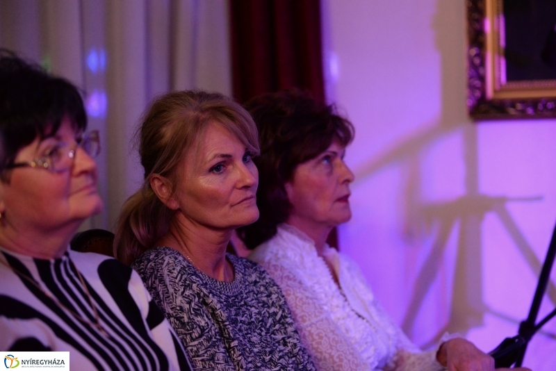 Egy este Granville-lel és Gerome-mal a Bencs Villában