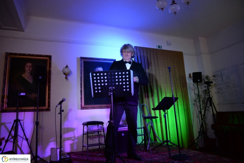 Egy este Granville-lel és Gerome-mal a Bencs Villában