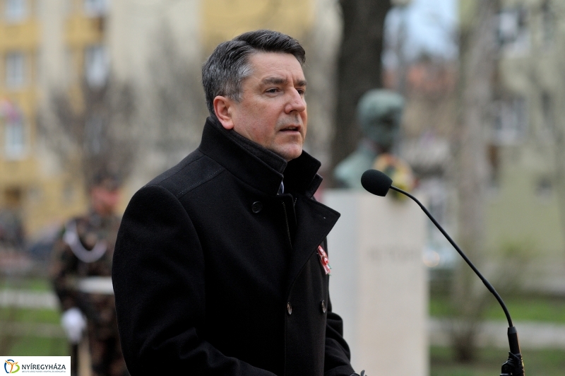 Megemlékezés kölcseysekkel