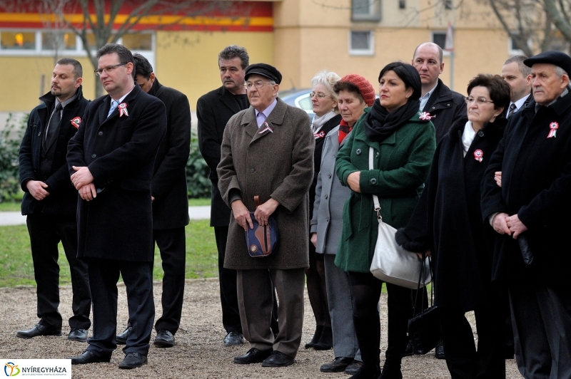 Megemlékezés kölcseysekkel
