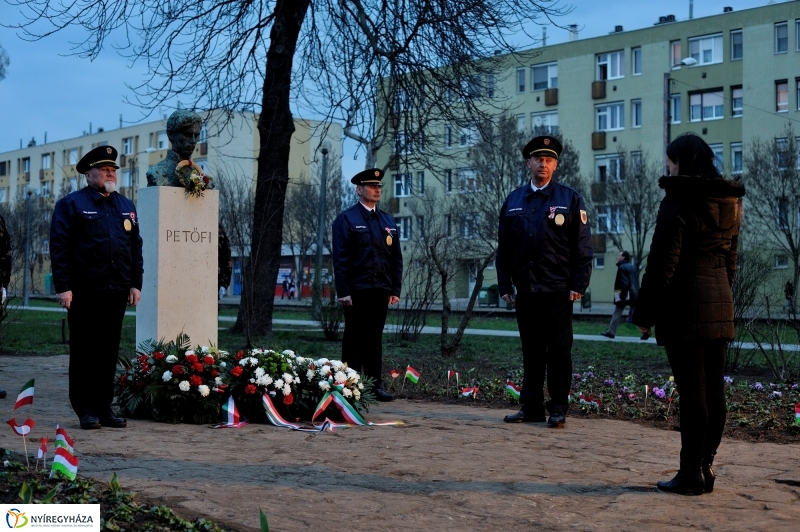 Megemlékezés kölcseysekkel