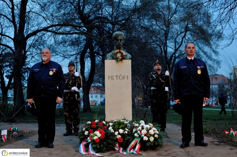 Megemlékezés kölcseysekkel