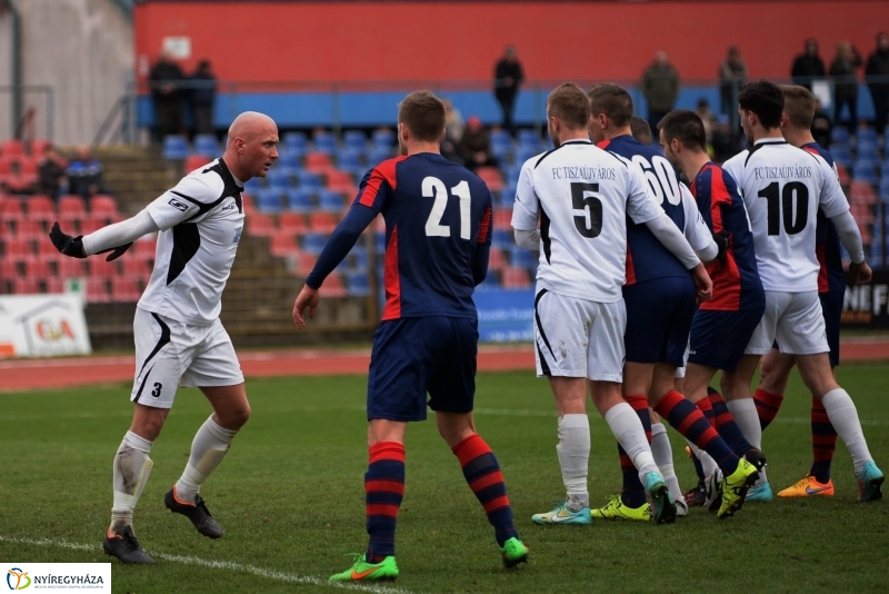 Spartacus-Tiszaújváros labdarúgó mérkőzés