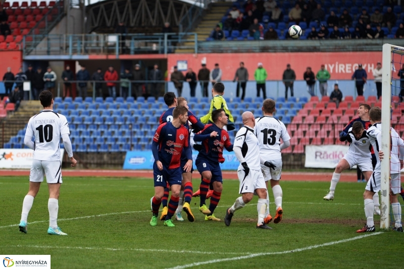 Spartacus-Tiszaújváros labdarúgó mérkőzés