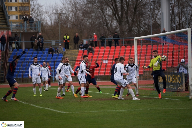 Spartacus-Tiszaújváros labdarúgó mérkőzés