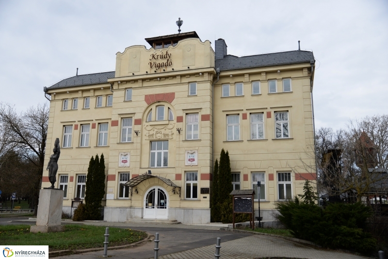 Kora tavasz a Sóstón 1