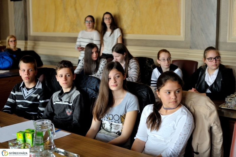 Vetélkedő Lengyelországról