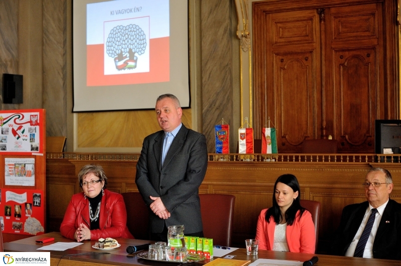 Vetélkedő Lengyelországról