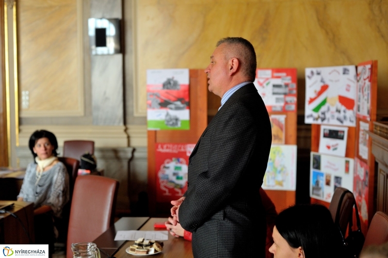 Vetélkedő Lengyelországról