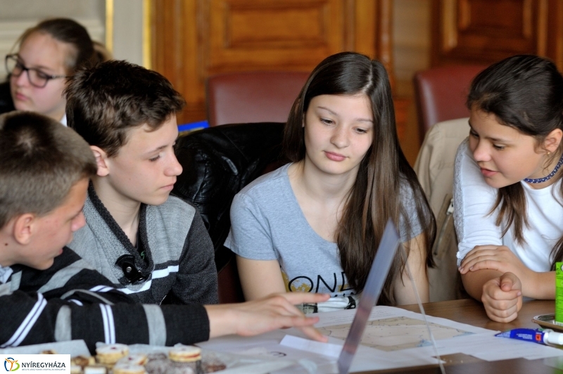 Vetélkedő Lengyelországról