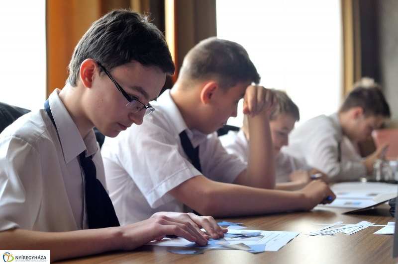 Vetélkedő Lengyelországról