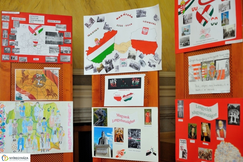 Vetélkedő Lengyelországról