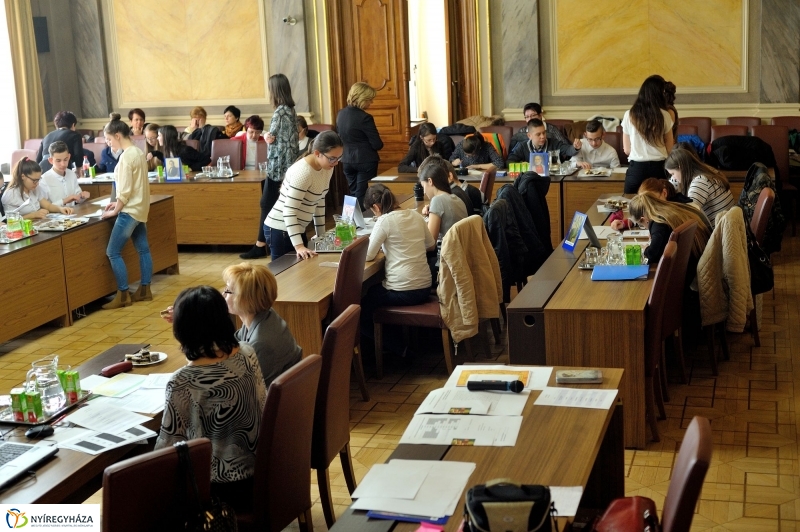 Vetélkedő Lengyelországról