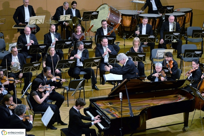 A Nemzeti Filharmonia Zenekar előadása a Kodályban