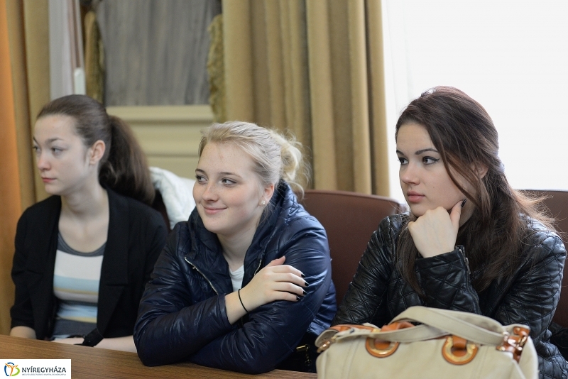 Francia diákok a Városházán