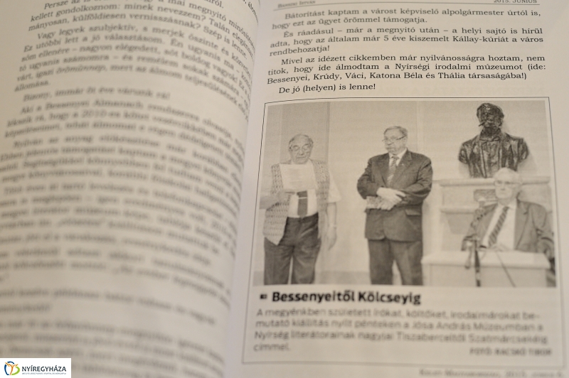 Kötetek bemutatója a megyei könyvtárban