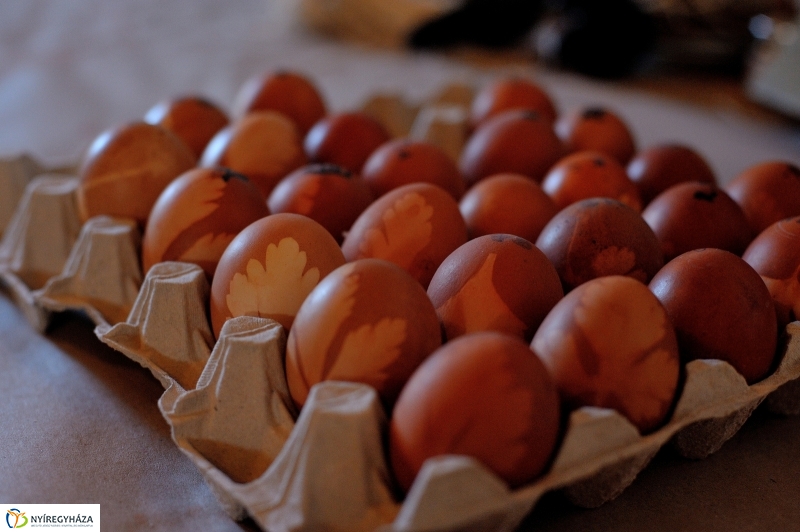 Hagyományos tojásfestés a Múzeumfaluban