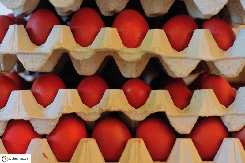 Hagyományos tojásfestés a Múzeumfaluban