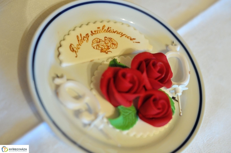 Szépkorú köszöntése - Koós Györgyné