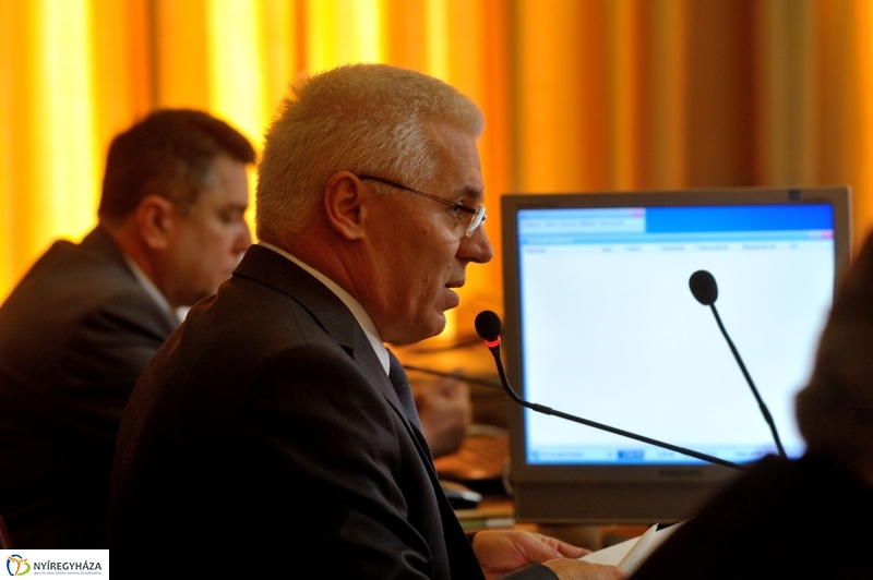 Városi Közgyűlés 20160331