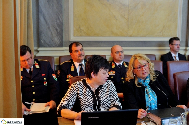 Városi Közgyűlés 20160331