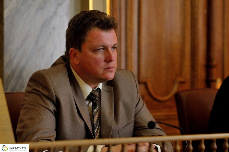 Városi Közgyűlés 20160331