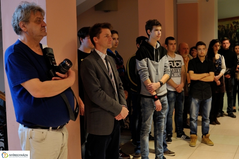 Fegyverkiállítás a múzeumban