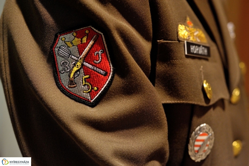 Fegyverkiállítás a múzeumban