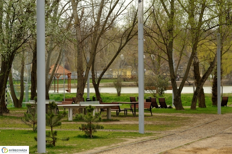 Sóstón a tavasz ez nem vicc