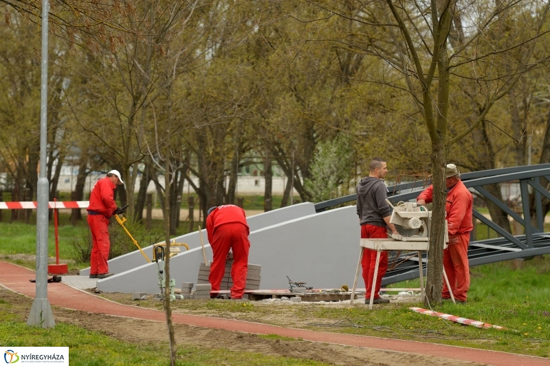 Munkálatok a Csónak utcai hídnál