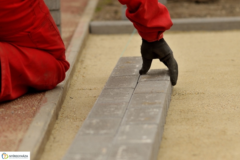 Munkálatok a Csónak utcai hídnál