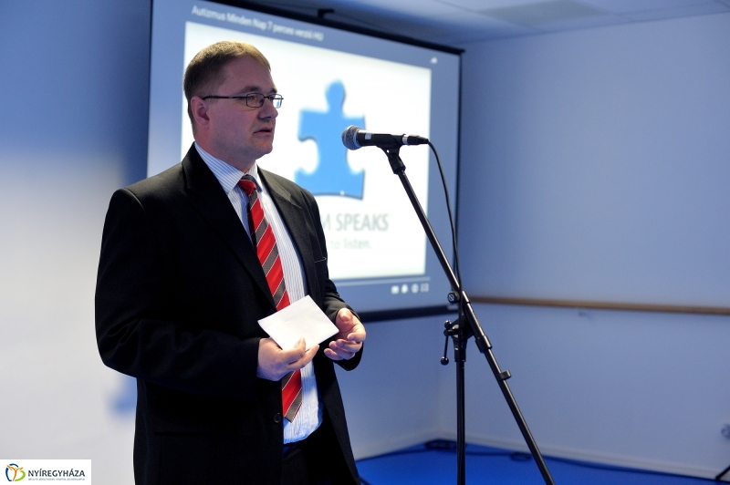 Az Autizmus Világnapja konferencia