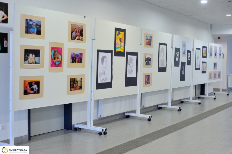 Az Autizmus Világnapja konferencia