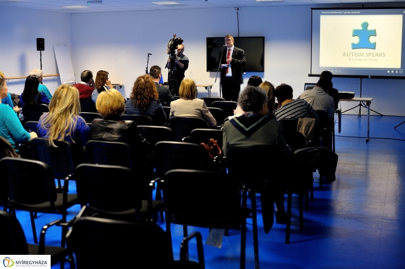 Az Autizmus Világnapja konferencia