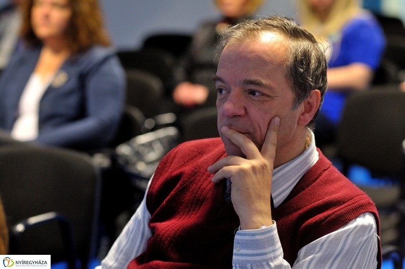 Az Autizmus Világnapja konferencia