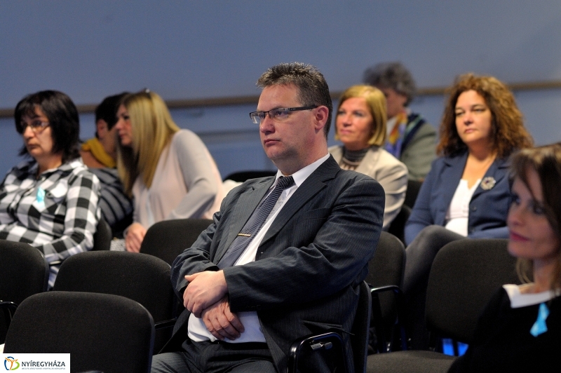 Az Autizmus Világnapja konferencia