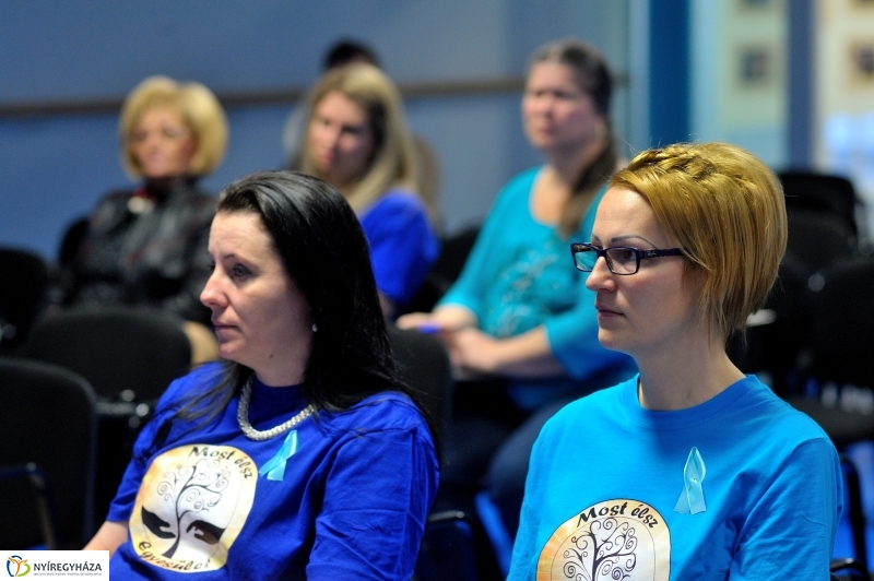 Az Autizmus Világnapja konferencia