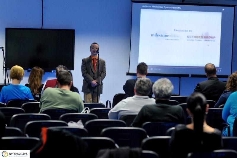 Az Autizmus Világnapja konferencia