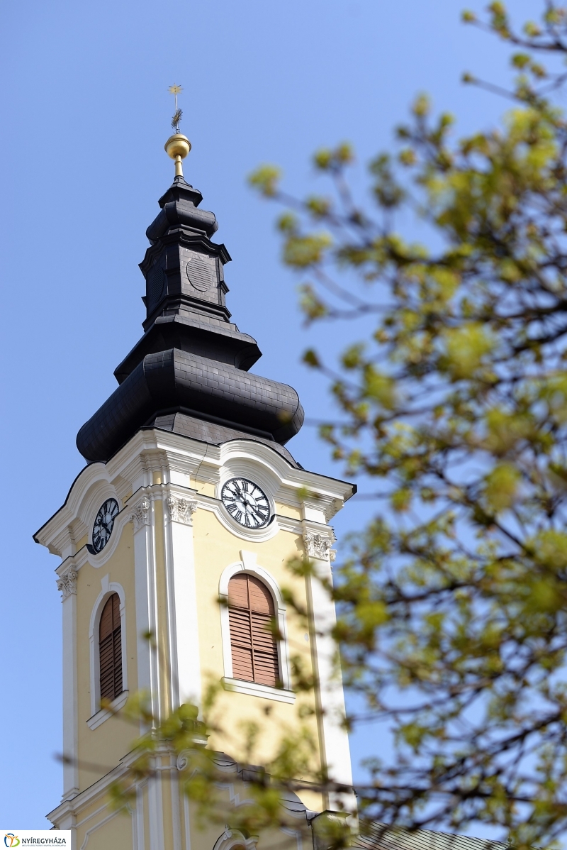 Vasárnapi virágos belváros