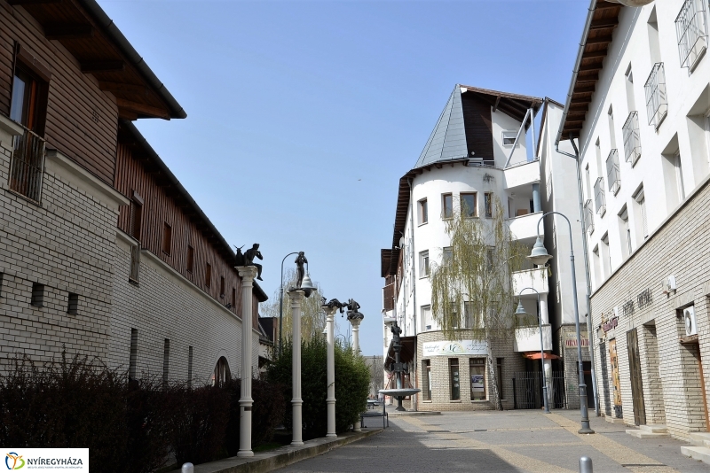 Vasárnapi virágos belváros