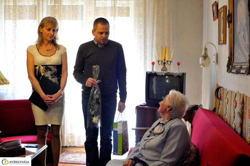 Szépkorú köszöntése - Varga Andrásné