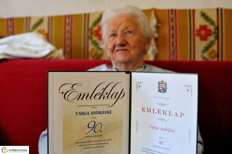 Szépkorú köszöntése - Varga Andrásné