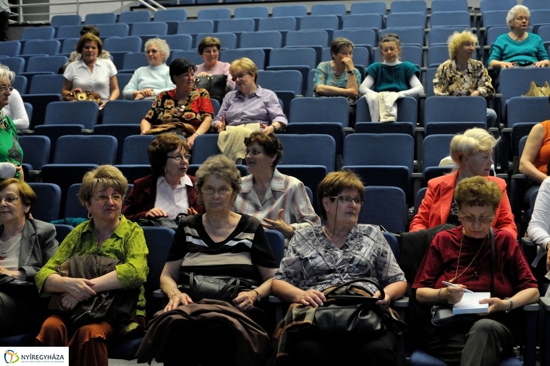 Szépkorúak Akadémiája a VMKK-ban